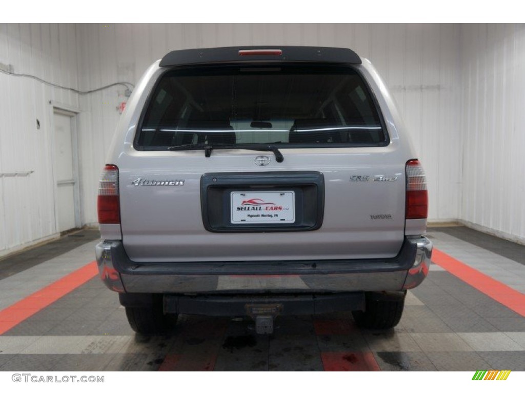 1999 4Runner SR5 4x4 - Millennium Silver Metallic / Oak photo #9