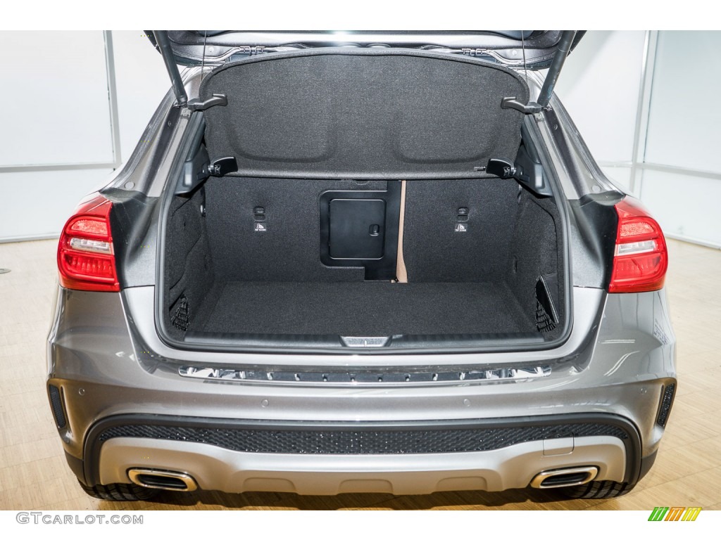 2016 Mercedes-Benz GLA 250 4Matic Trunk Photo #109232646