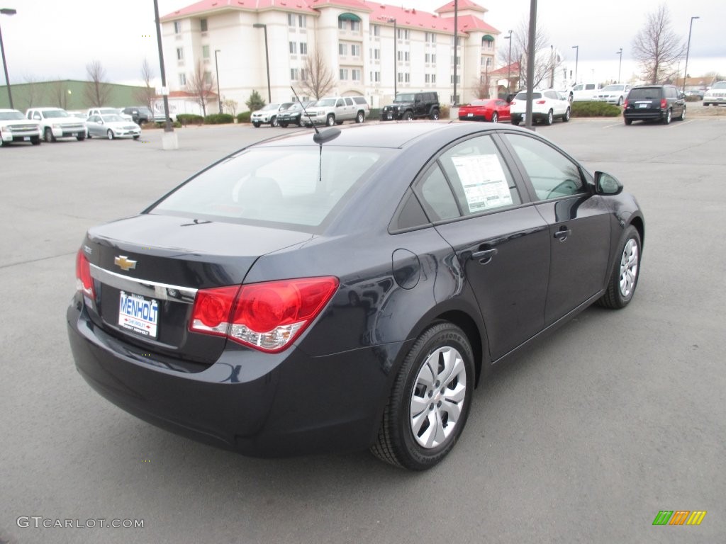 2016 Cruze Limited LS - Blue Ray Metallic / Jet Black/Medium Titanium photo #6