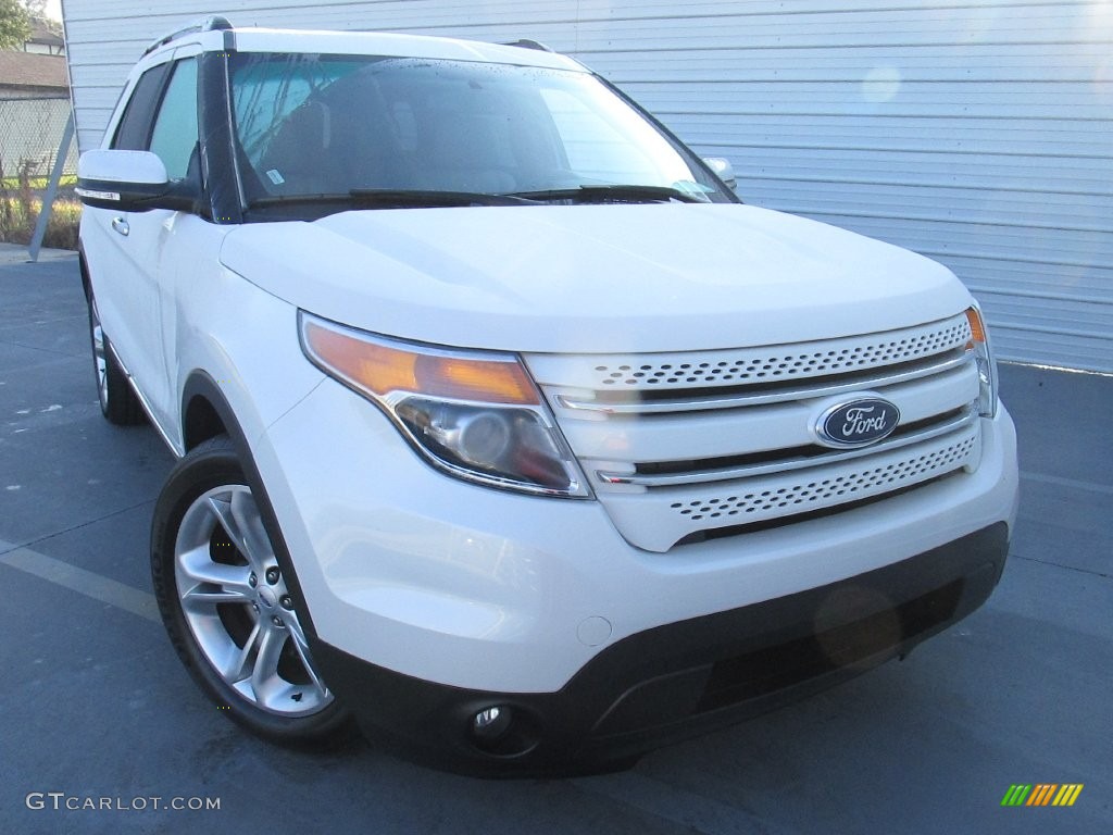 White Platinum Ford Explorer