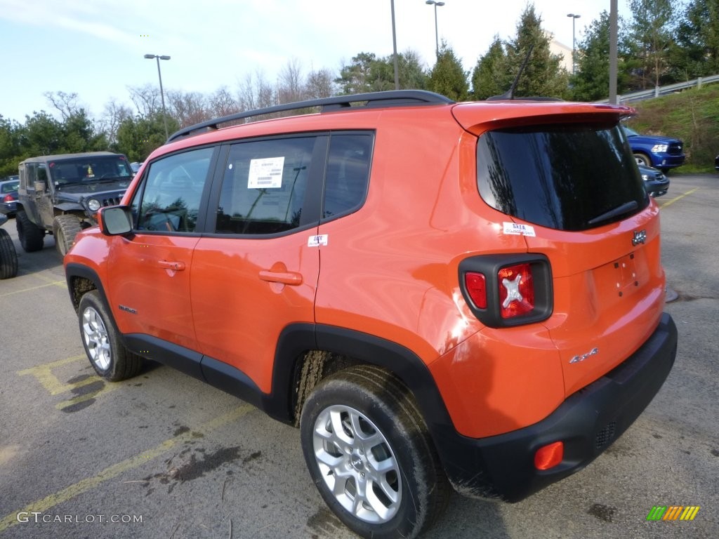 2016 Renegade Latitude 4x4 - Omaha Orange / Bark Brown/Ski Grey photo #4