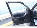 Black - Escape Limited 4WD Photo No. 18