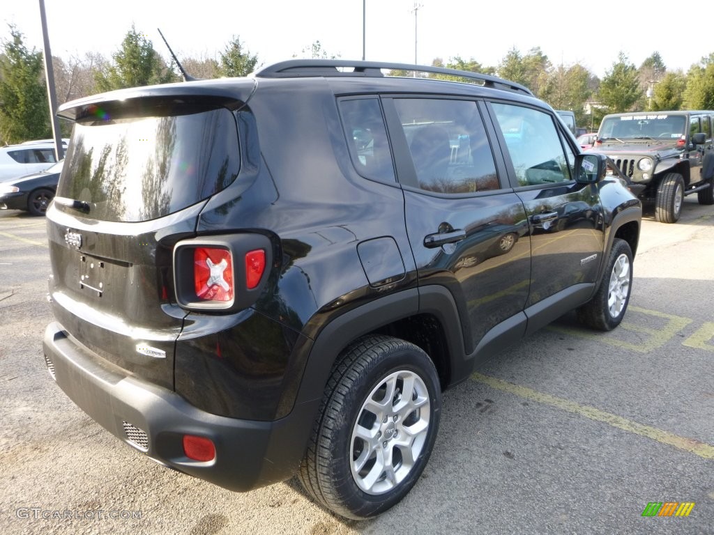 2016 Renegade Latitude 4x4 - Black / Black photo #8