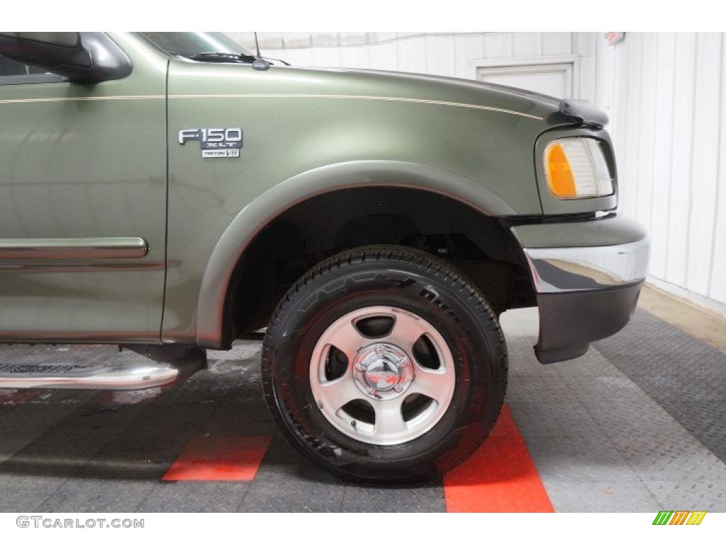 2003 F150 XLT SuperCab 4x4 - Estate Green Metallic / Medium Parchment Beige photo #57