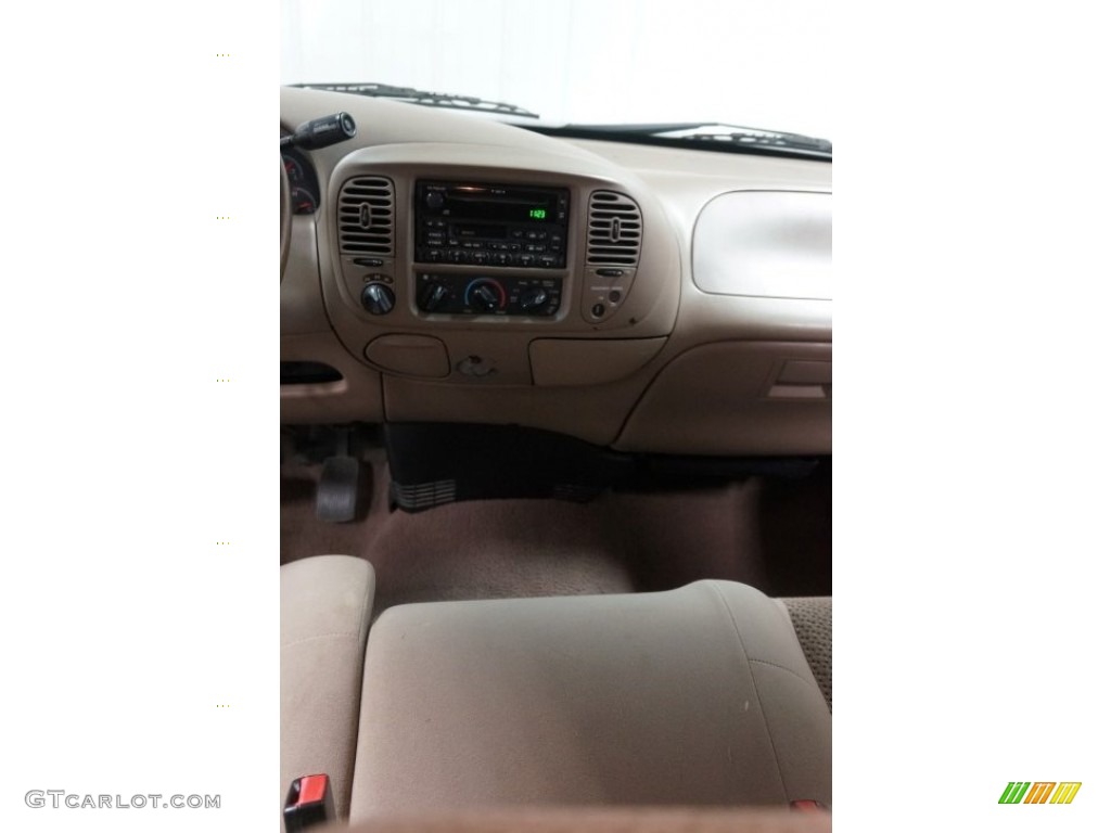 2003 F150 XLT SuperCab 4x4 - Estate Green Metallic / Medium Parchment Beige photo #134