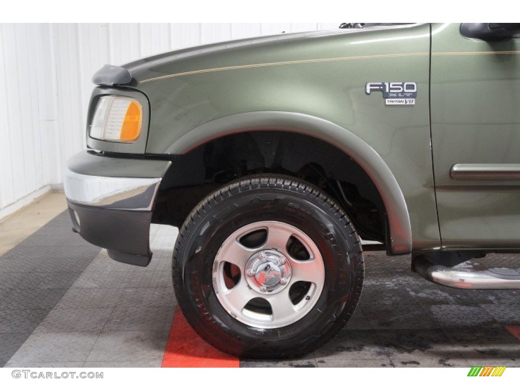 2003 F150 XLT SuperCab 4x4 - Estate Green Metallic / Medium Parchment Beige photo #181