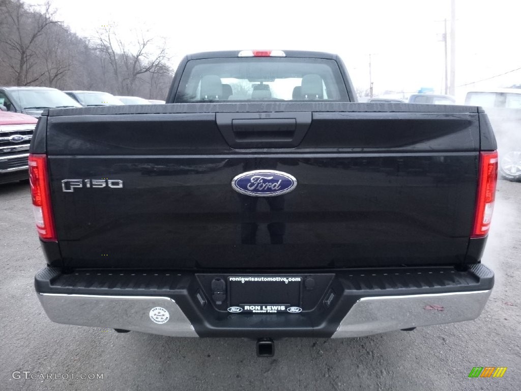 2016 F150 XL SuperCab 4x4 - Shadow Black / Medium Earth Gray photo #4