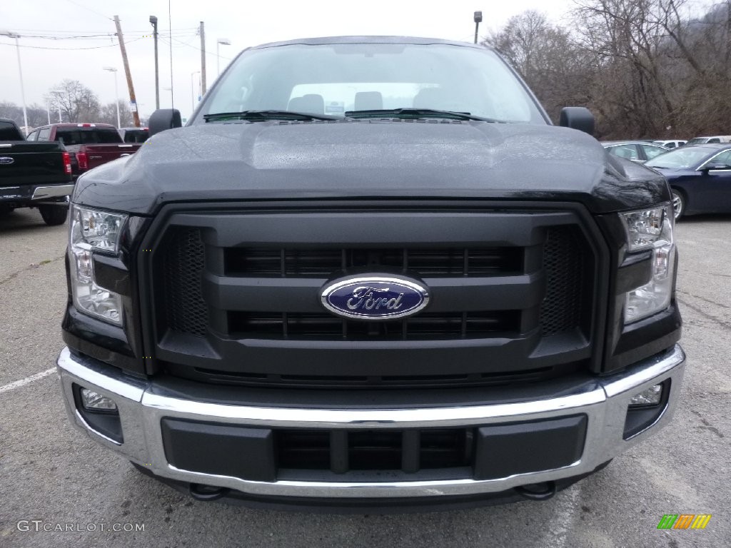 2016 F150 XL SuperCab 4x4 - Shadow Black / Medium Earth Gray photo #9