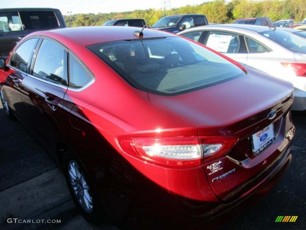 2016 Fusion S - Ruby Red Metallic / Medium Earth Gray photo #4