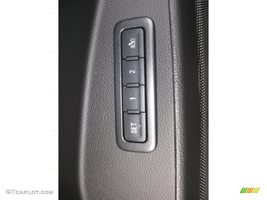 2016 Suburban 3500HD LT 4WD - Black / Jet Black photo #15