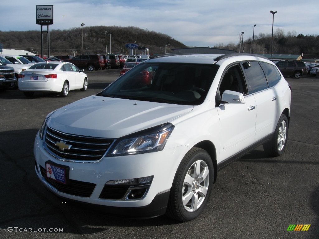 2016 Traverse LT AWD - Summit White / Dark Titanium/Light Titanium photo #3