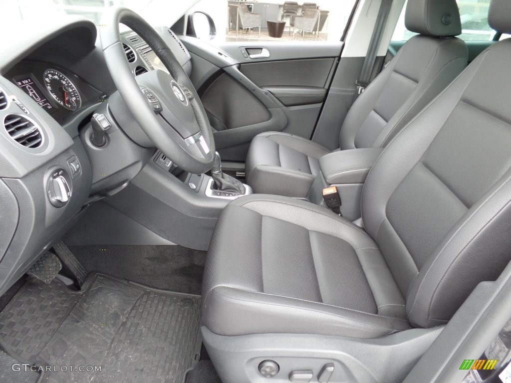 2016 Volkswagen Tiguan SE Front Seat Photo #109279645