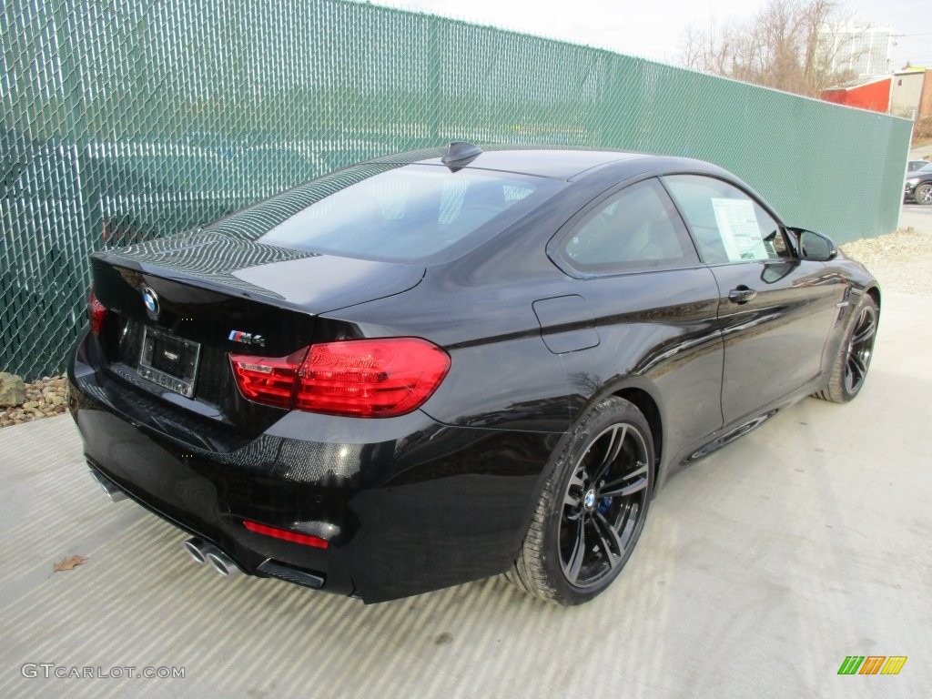 2016 M4 Coupe - Black Sapphire Metallic / Black photo #5