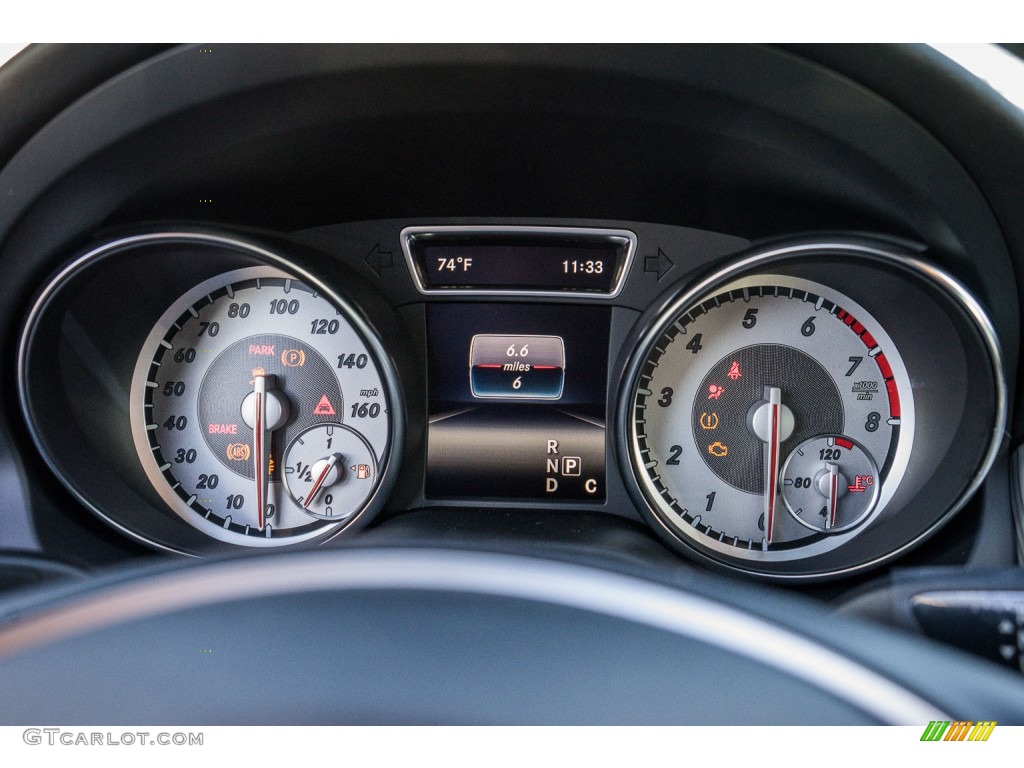 2016 GLA 250 - Cirrus White / Black photo #6