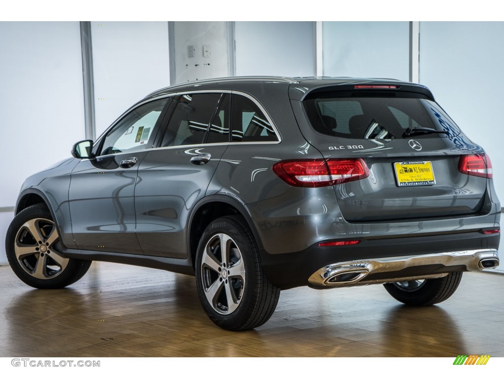 2016 GLC 300 4Matic - Selenite Grey Metallic / Black photo #3