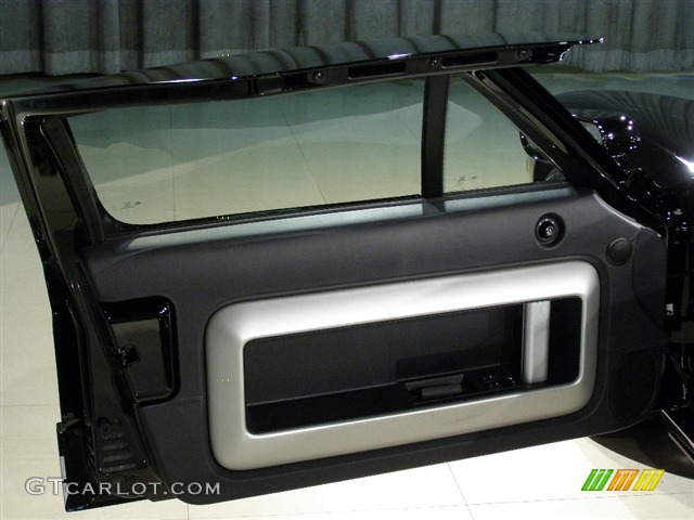 2005 Ford GT Standard GT Model Ebony Black Door Panel Photo #109288