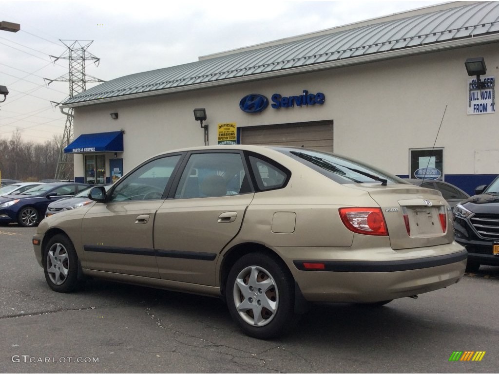 2006 Elantra GT Hatchback - Champagne Beige / Beige photo #6