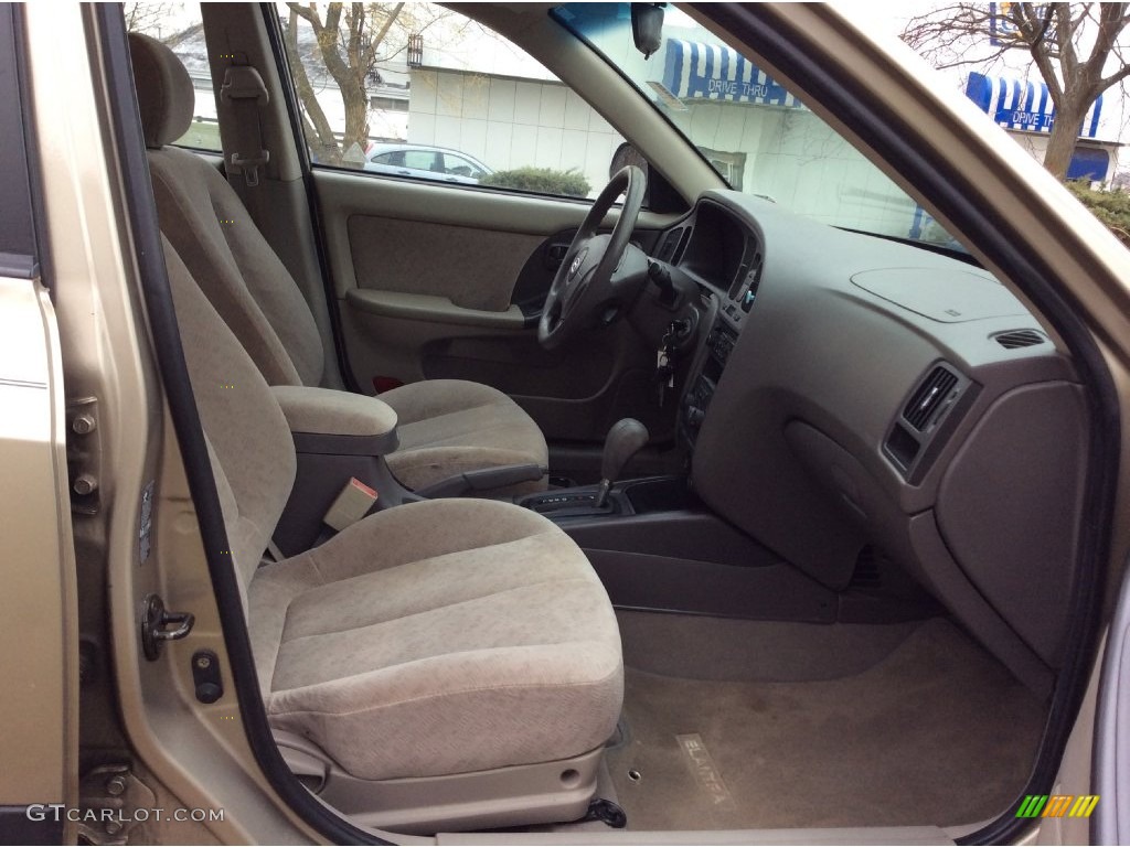2006 Elantra GT Hatchback - Champagne Beige / Beige photo #24