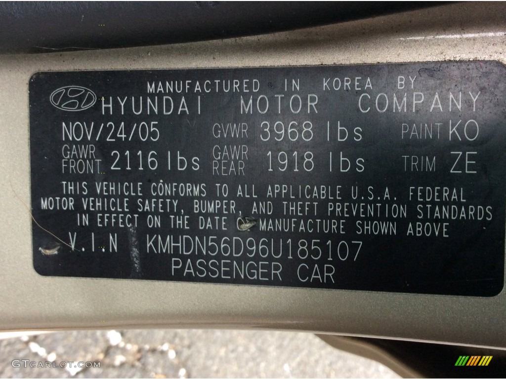 2006 Elantra GT Hatchback - Champagne Beige / Beige photo #29
