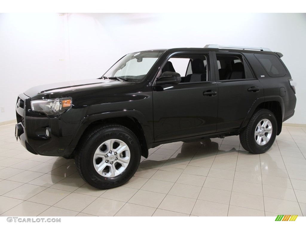 2015 4Runner SR5 4x4 - Attitude Black / Black photo #3