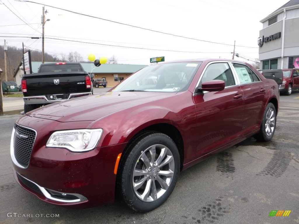 Velvet Red Pearl Chrysler 300