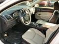  2016 300 C Platinum AWD Indigo/Linen Interior