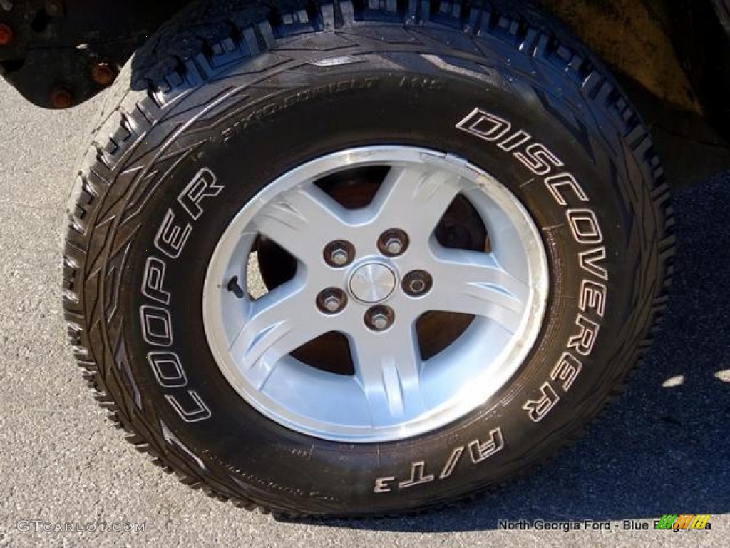 2004 Wrangler Sahara 4x4 - Black / Dark Slate Gray photo #9