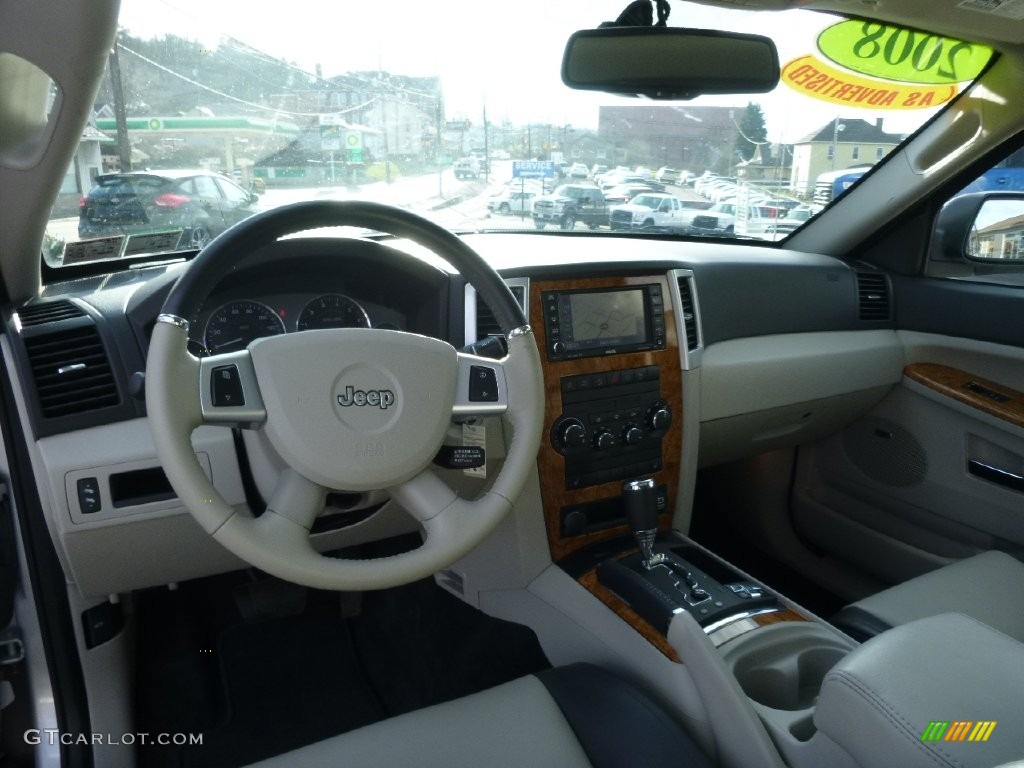 2008 Grand Cherokee Limited 4x4 - Bright Silver Metallic / Dark Khaki/Light Graystone photo #11