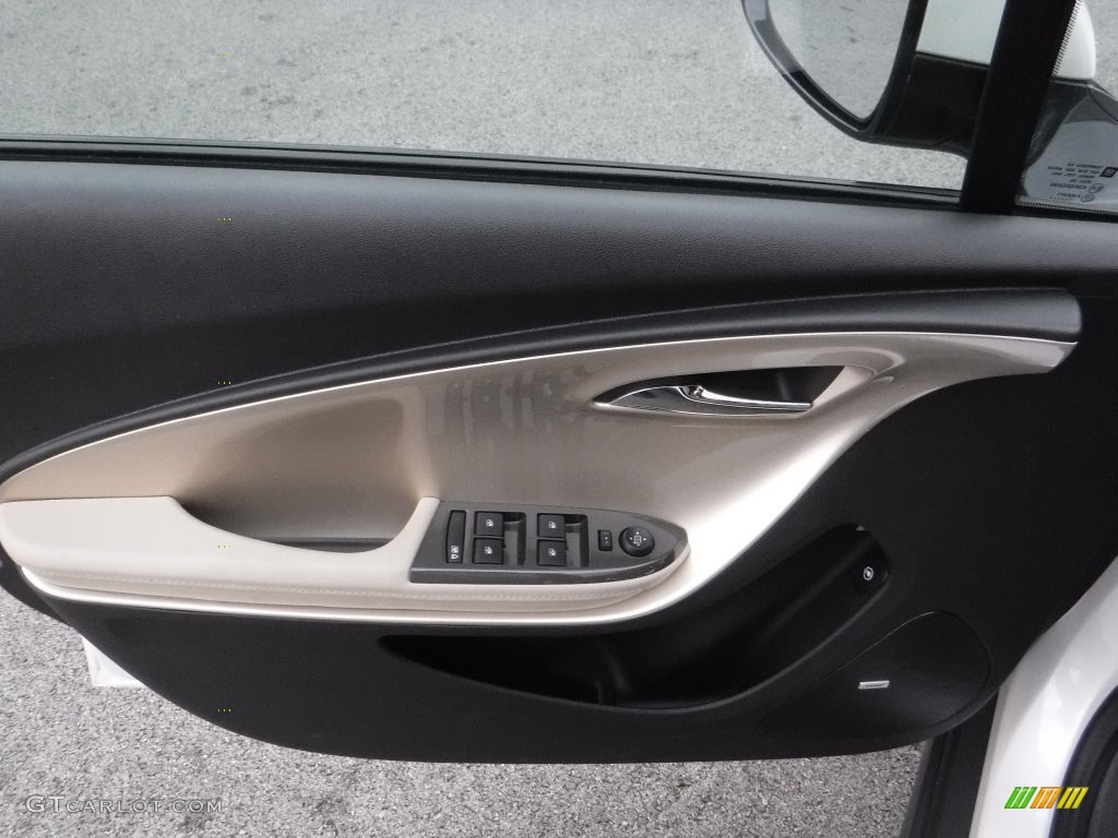 2012 Volt Hatchback - Summit White / Light Neutral/Dark Accents photo #15