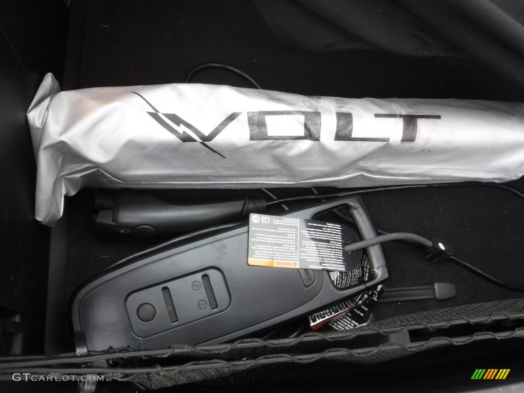 2012 Volt Hatchback - Summit White / Light Neutral/Dark Accents photo #30