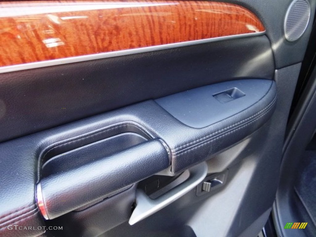 2010 QX 56 - Liquid Onyx Black / Graphite photo #25