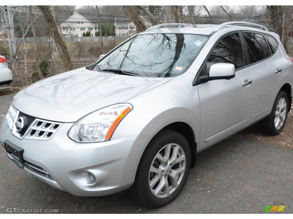 2013 Rogue S AWD - Frosted Steel / Gray photo #3