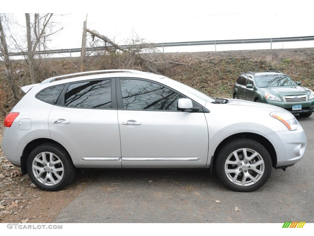 2013 Rogue S AWD - Frosted Steel / Gray photo #4