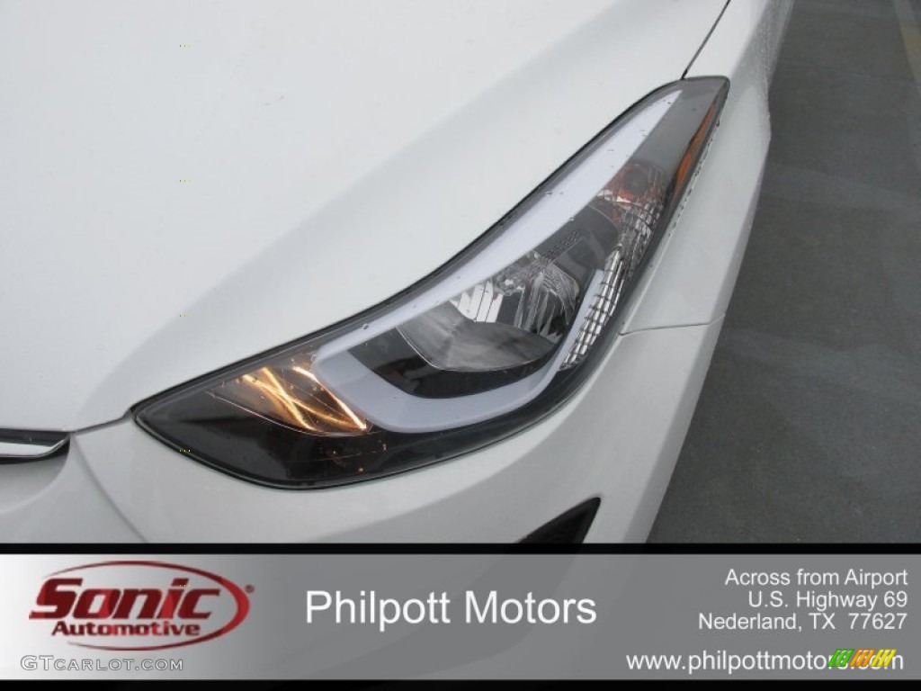 2016 Elantra SE - White / Gray photo #9
