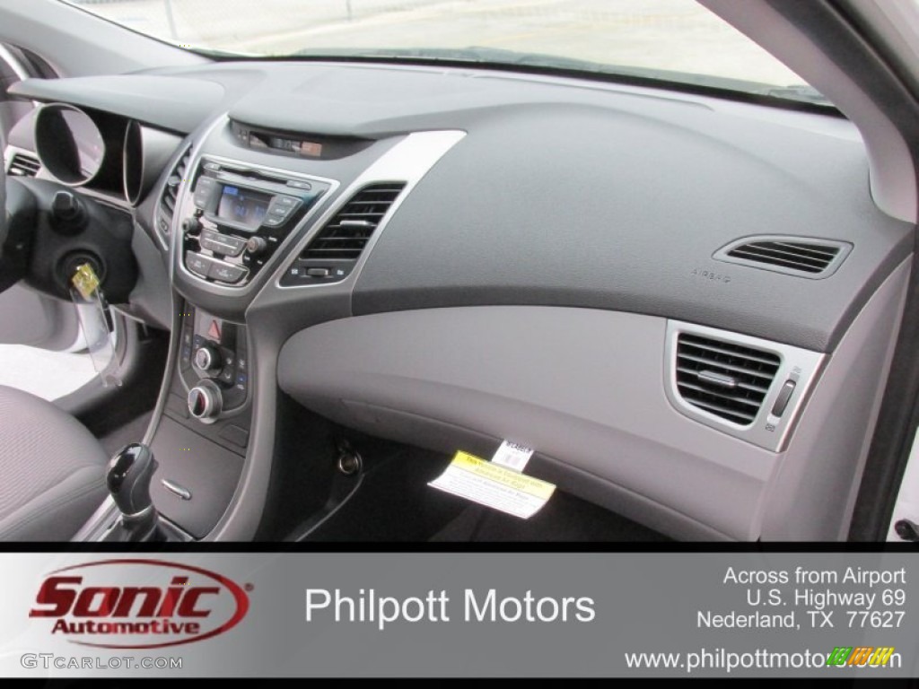 2016 Elantra SE - White / Gray photo #15
