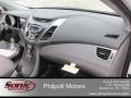 2016 White Hyundai Elantra SE  photo #15