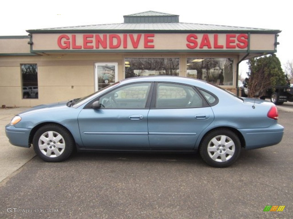 2005 Taurus SE - Windveil Blue Metallic / Medium/Dark Pebble photo #5