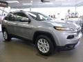 2016 Billet Silver Metallic Jeep Cherokee Latitude 4x4  photo #7