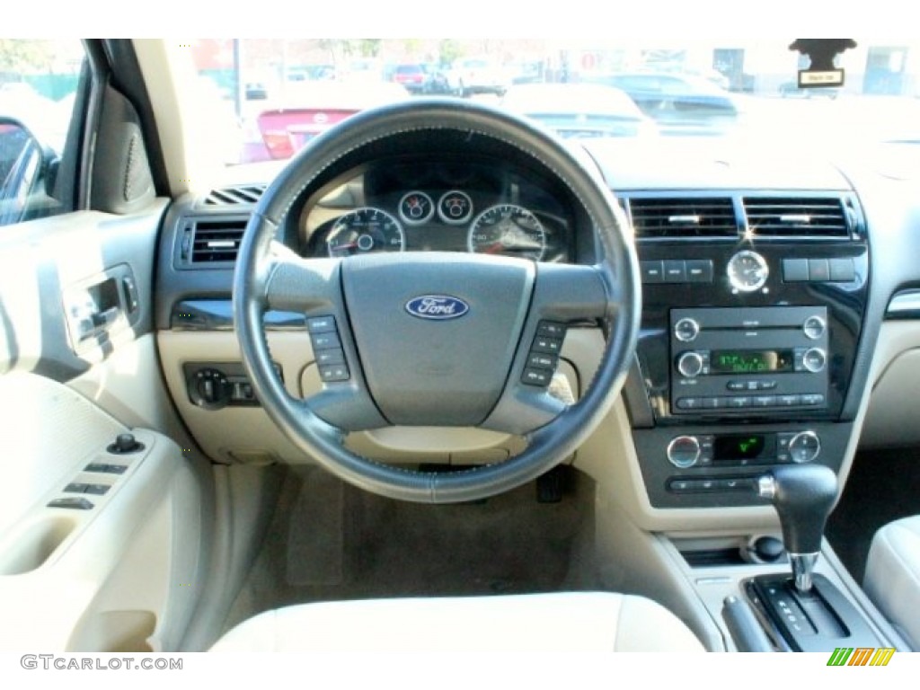 2008 Fusion SEL V6 - Vapor Silver Metallic / Camel photo #42