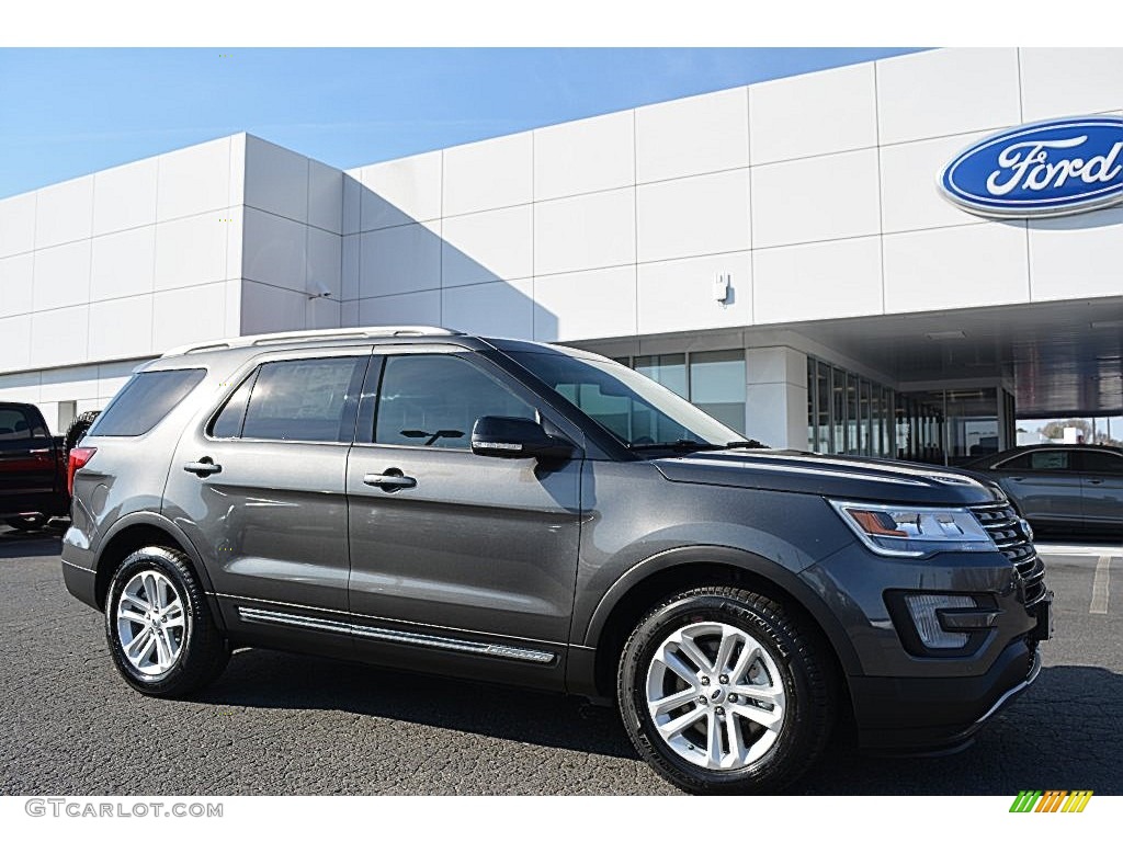 2016 Explorer XLT - Magnetic Metallic / Ebony Black photo #1