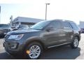 2016 Magnetic Metallic Ford Explorer XLT  photo #3