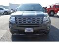 2016 Magnetic Metallic Ford Explorer XLT  photo #4