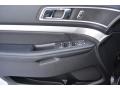 2016 Magnetic Metallic Ford Explorer XLT  photo #6