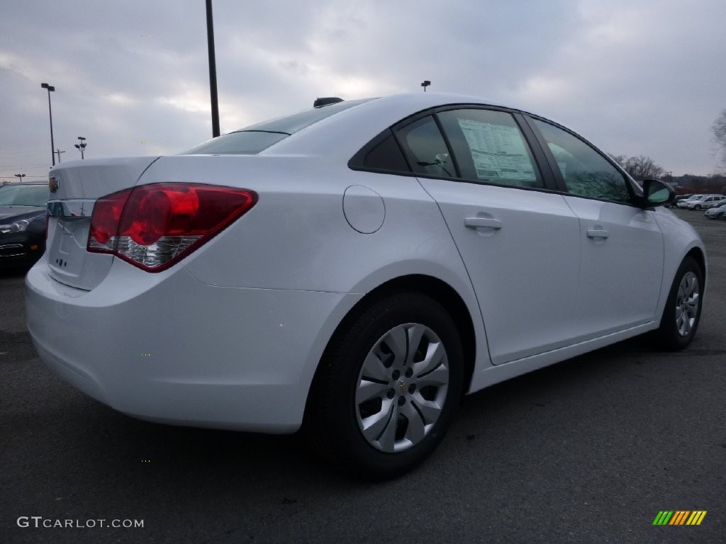 2016 Cruze Limited LS - Summit White / Jet Black/Medium Titanium photo #6