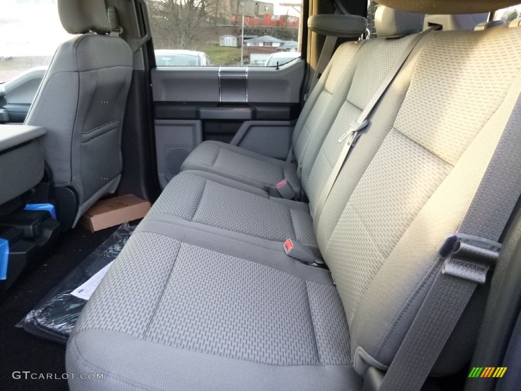 2016 Ford F150 XLT SuperCrew 4x4 Rear Seat Photo #109346210
