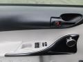Classic Silver Metallic - iQ  Photo No. 10