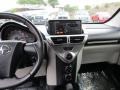 Classic Silver Metallic - iQ  Photo No. 13