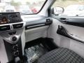Classic Silver Metallic - iQ  Photo No. 14