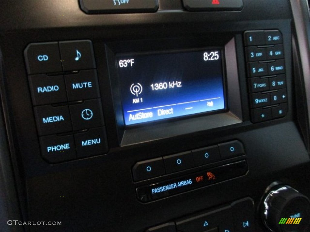 2016 F150 XLT SuperCrew - Blue Jeans / Medium Earth Gray photo #17