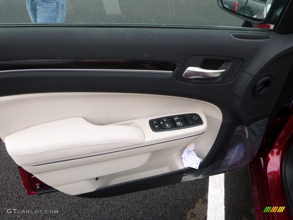 2016 300 Limited AWD - Velvet Red Pearl / Black/Linen photo #13